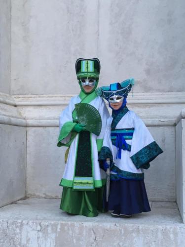 Carnevale 2018 Arcobaleno, verde e bluRegenbogen, Grün und Blau